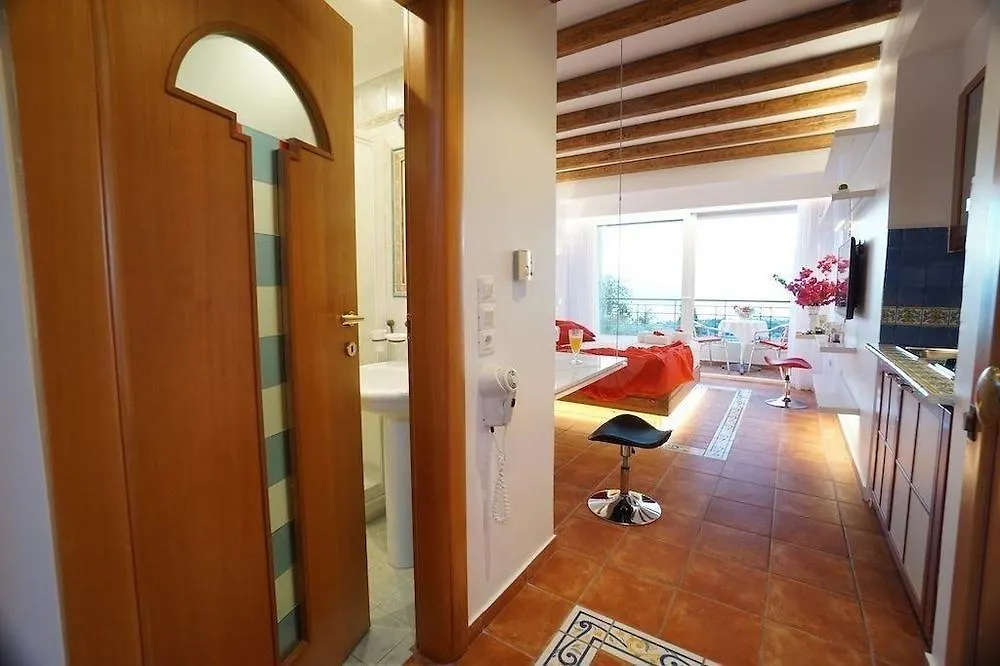 Apartment Felix Residence Mousata