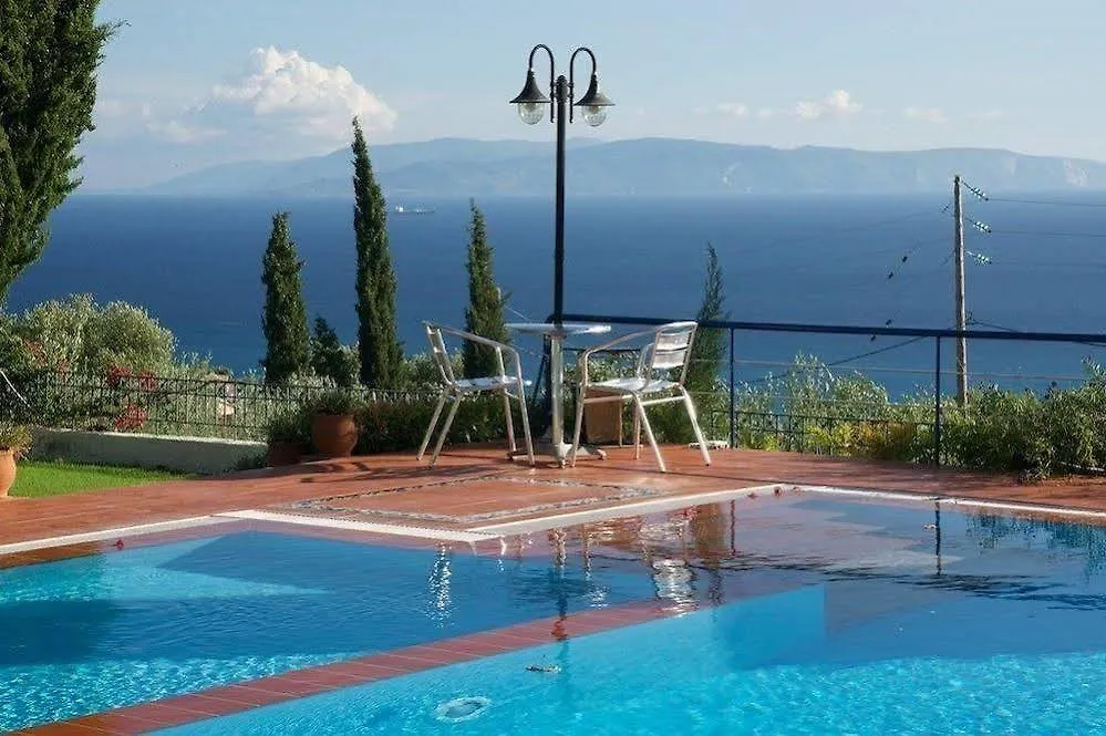 Felix Residence Mousata