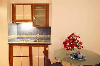 Felix Residence Mousata