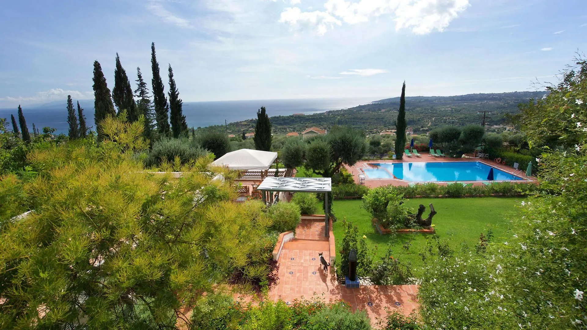 Apartment Felix Residence Mousata Greece